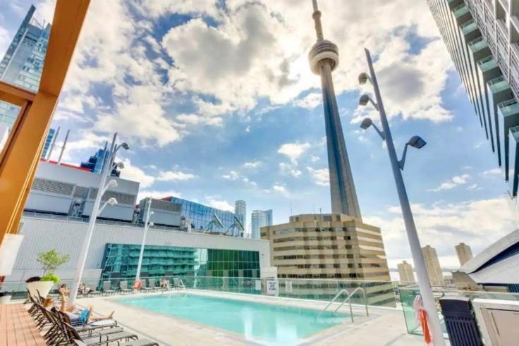 2Bedroom Cn Tower And Water Views - Free Parking - Rooftop Pool Toronto Eksteriør bilde