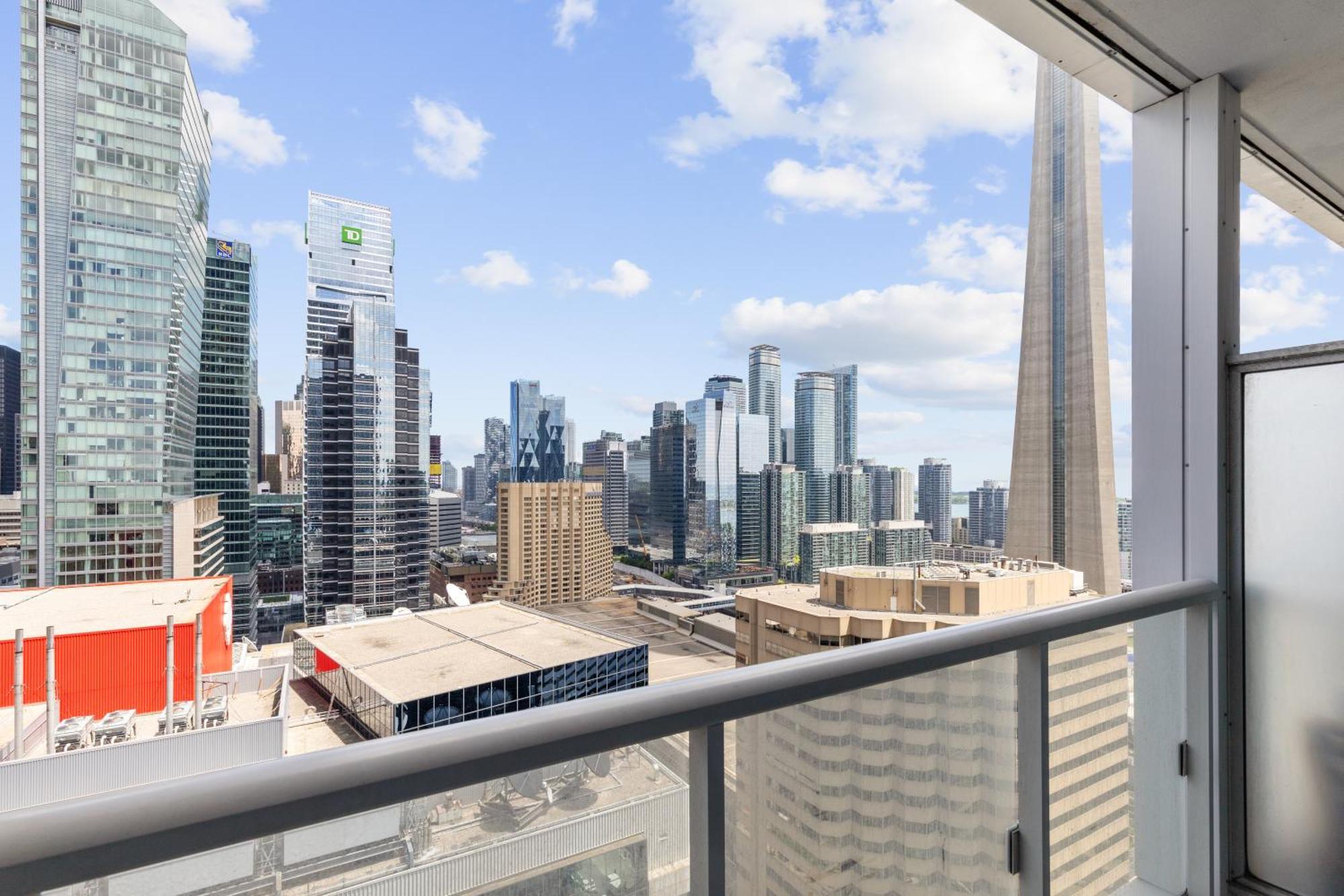 2Bedroom Cn Tower And Water Views - Free Parking - Rooftop Pool Toronto Eksteriør bilde